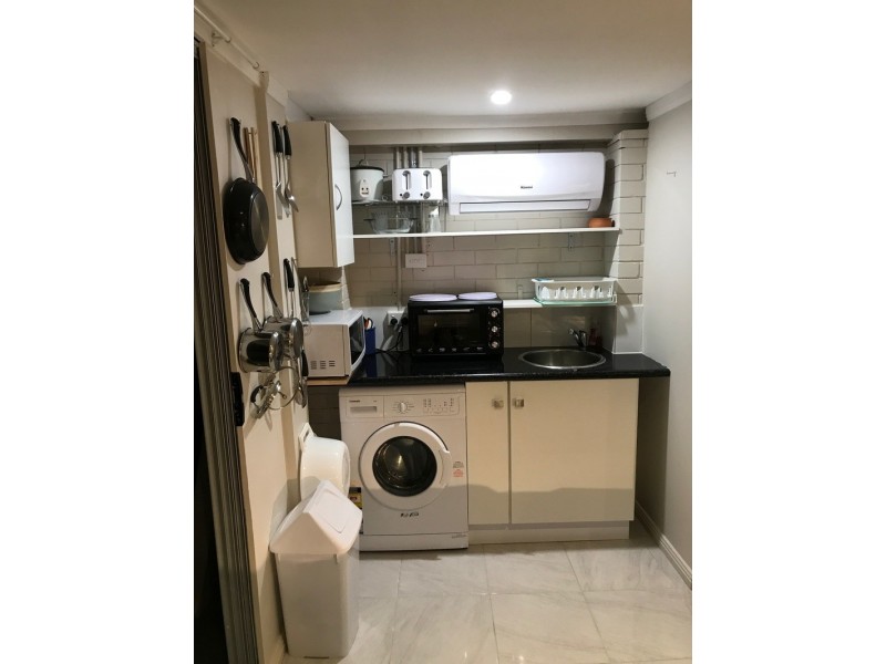 Broadbeach Waters QLD 4218