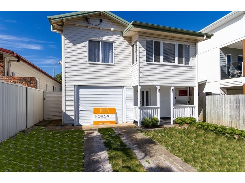 28 DONALD STREET, Woody Point QLD 4019