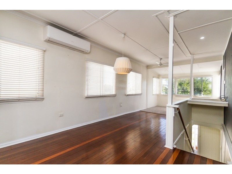 28 DONALD STREET, Woody Point QLD 4019