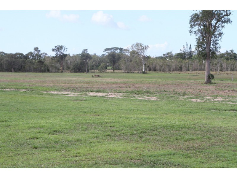 68 Usshers Rd, Sharon QLD 4670