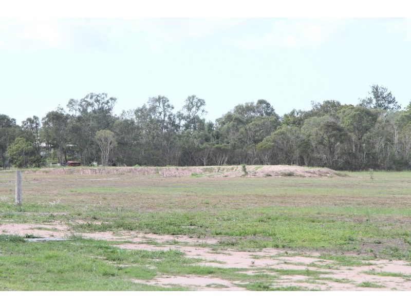 68 Usshers Rd, Sharon QLD 4670
