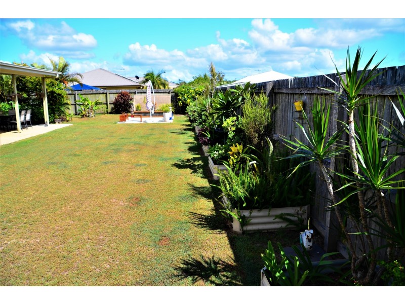 8 Boambillee Circuit, Cooloola Cove QLD 4580