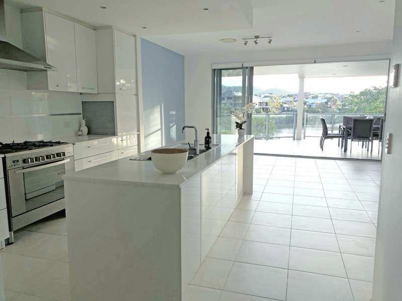 5/7 Saleya Drive, Varsity Lakes QLD 4227