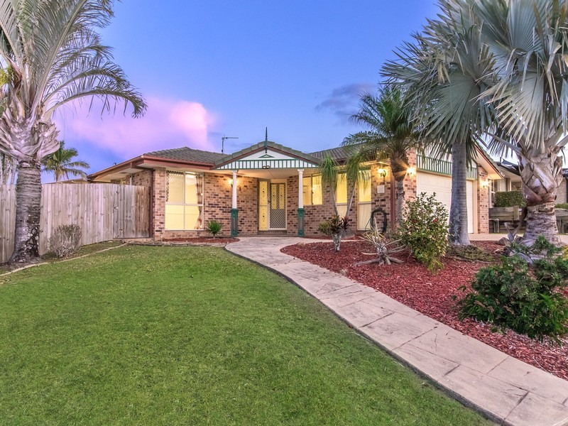 52 Inverness Way, Parkwood QLD 4214
