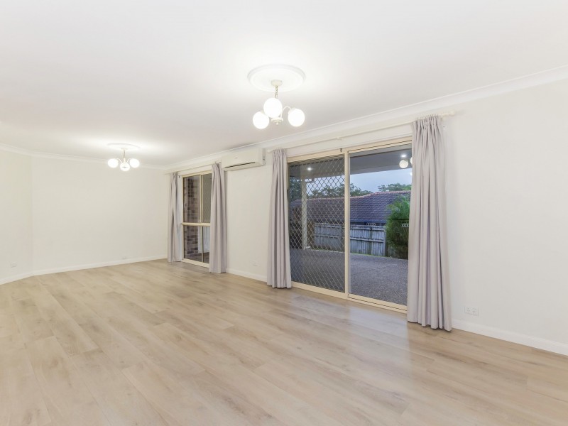 52 Inverness Way, Parkwood QLD 4214