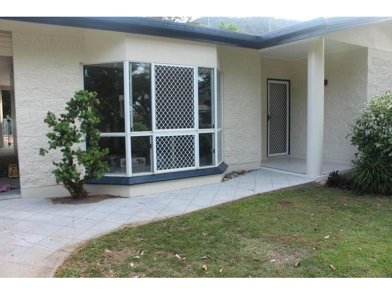 125 Anderson Rd, Bayview Heights QLD 4868