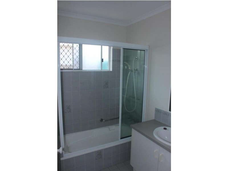 125 Anderson Rd, Bayview Heights QLD 4868