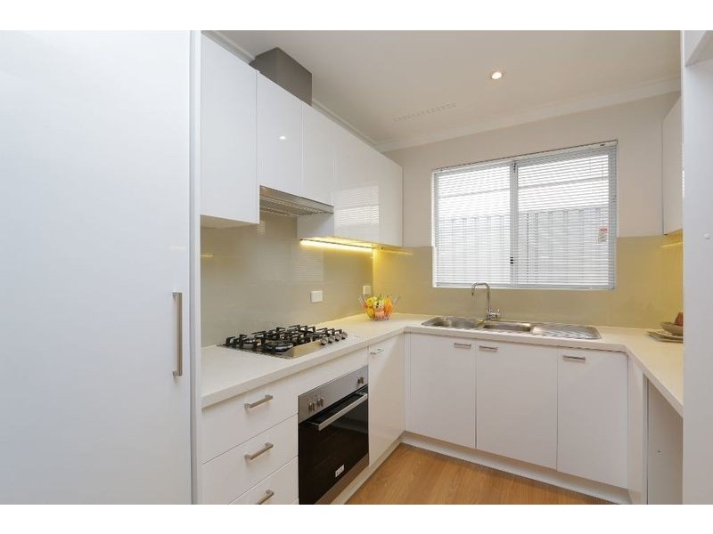 3B Nethercott Street, Huntingdale WA 6110
