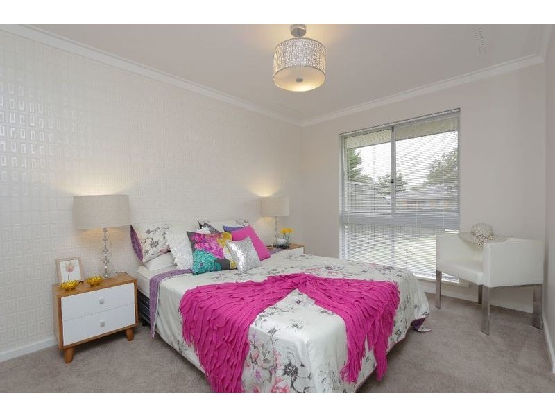 3B Nethercott Street, Huntingdale WA 6110