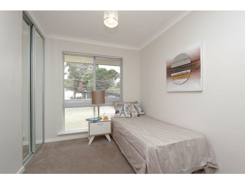 3B Nethercott Street, Huntingdale WA 6110