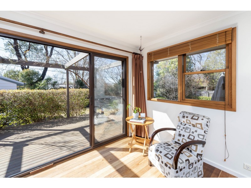 10 Kidston Crescent, Curtin ACT 2605