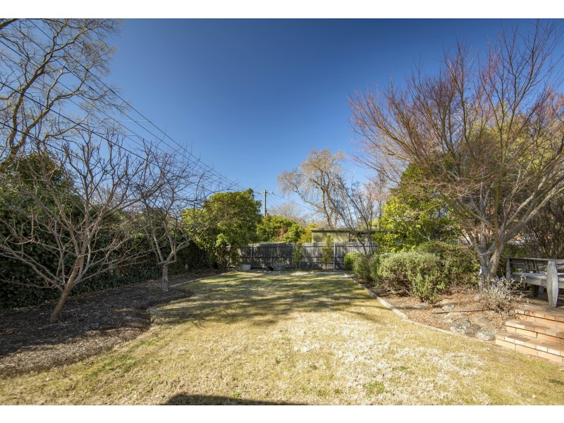 10 Kidston Crescent, Curtin ACT 2605