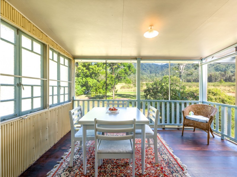 6209 Mackay-Eungella Road, Finch Hatton QLD 4756