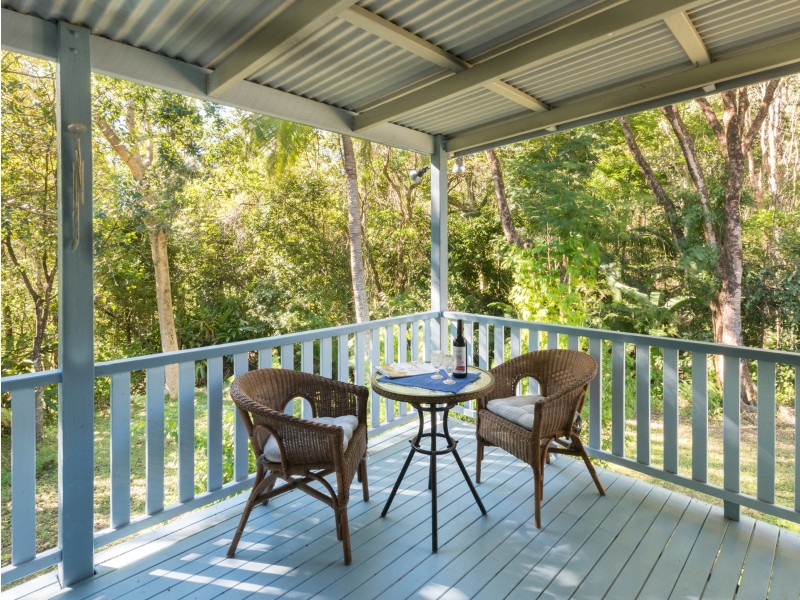6209 Mackay-Eungella Road, Finch Hatton QLD 4756