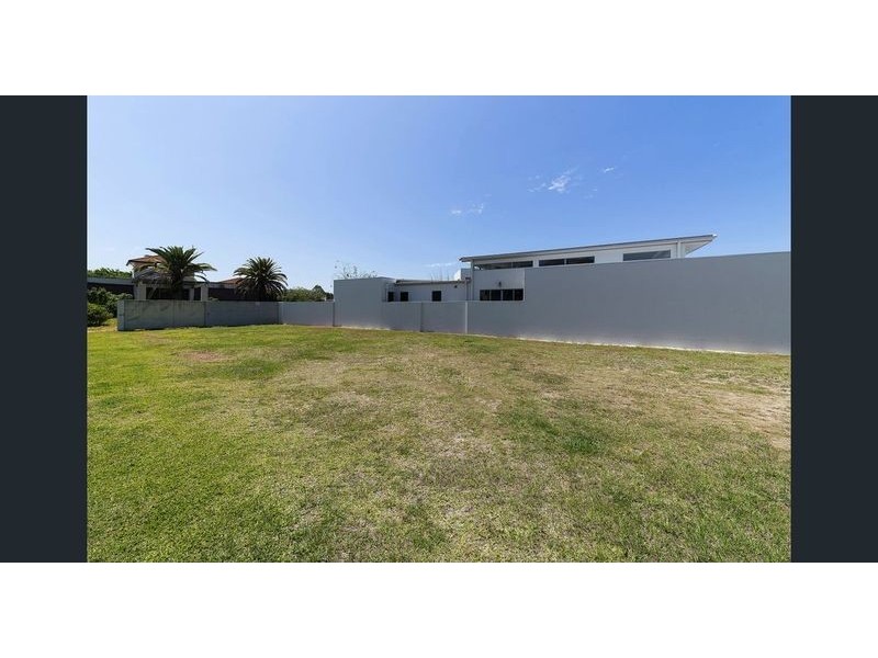 7832 PAVILIONS CLOSE, Hope Island QLD 4212