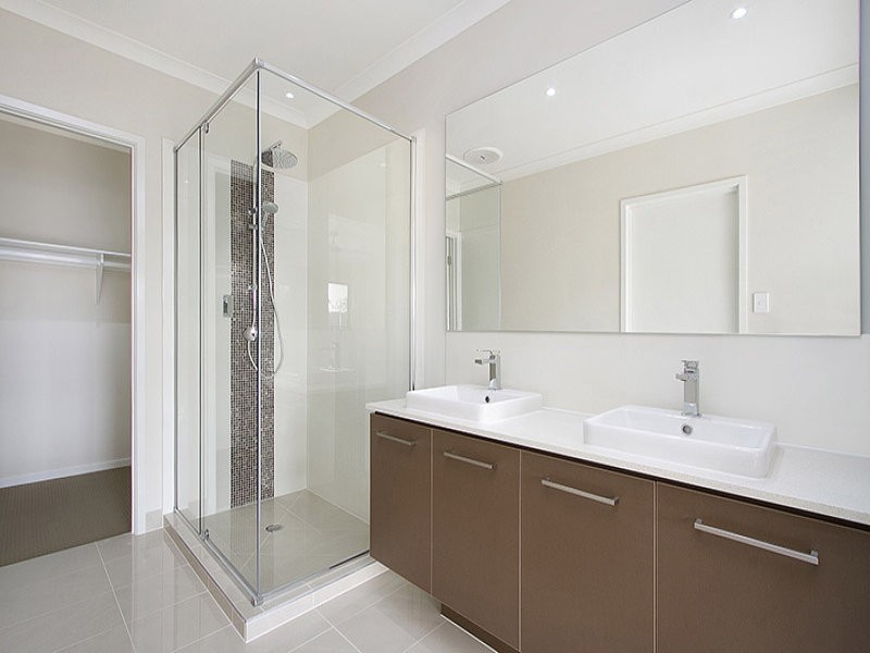 6 Peak Lane, Yarrabilba QLD 4207