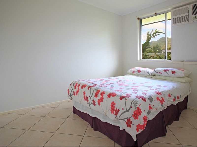 7 Hepburn Street, White Rock QLD 4868