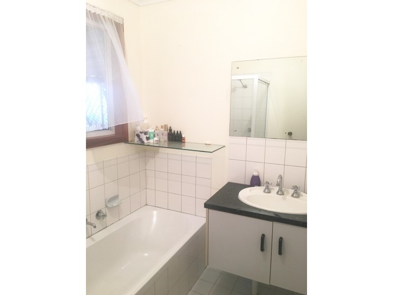 3 Collins Street, Ceduna SA 5690