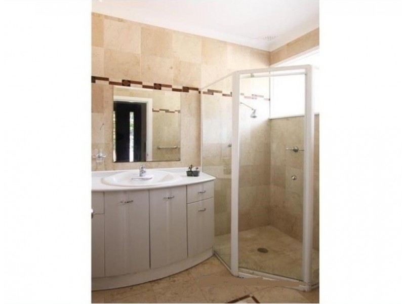 2 Kildare Grove, Killarney Heights NSW 2087