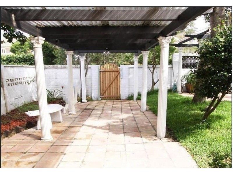 2 Kildare Grove, Killarney Heights NSW 2087