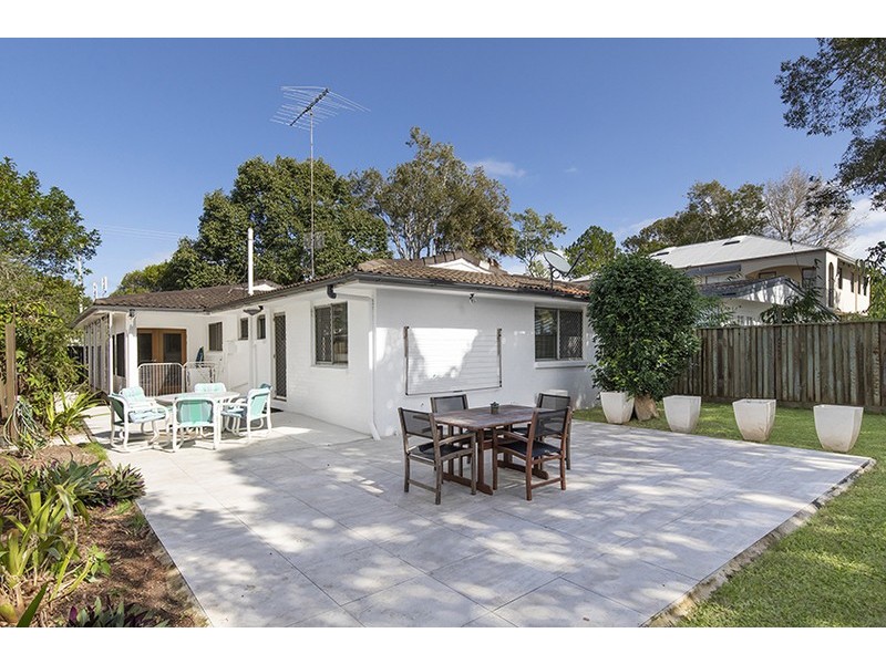 26 Mary Street, Noosaville QLD 4566