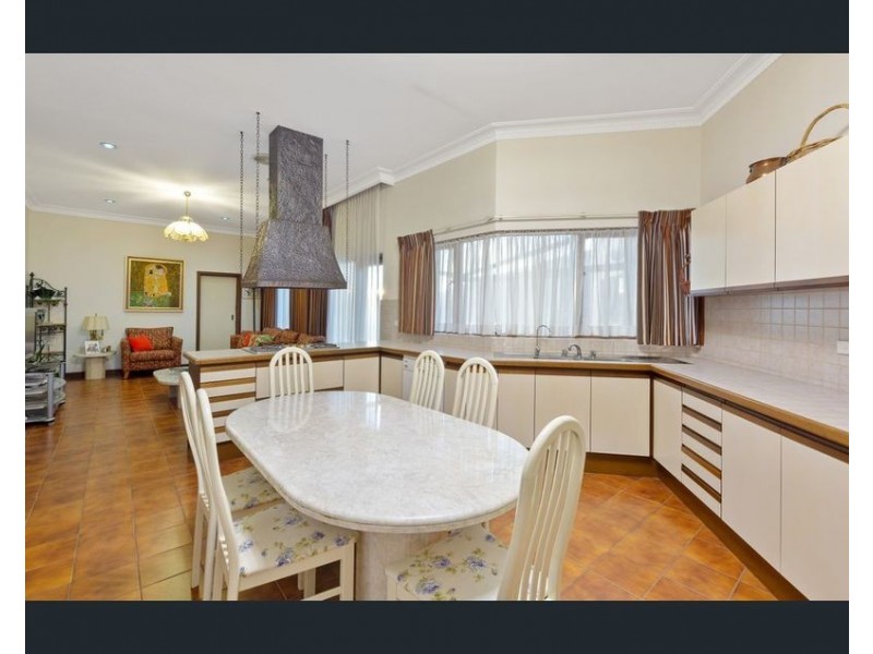 32 Summit Drive, Bulleen VIC 3105