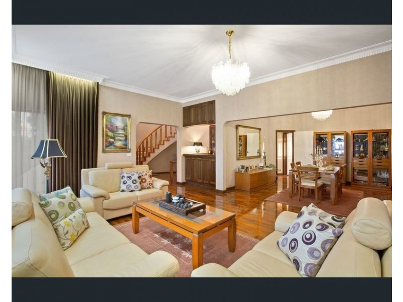 32 Summit Drive, Bulleen VIC 3105