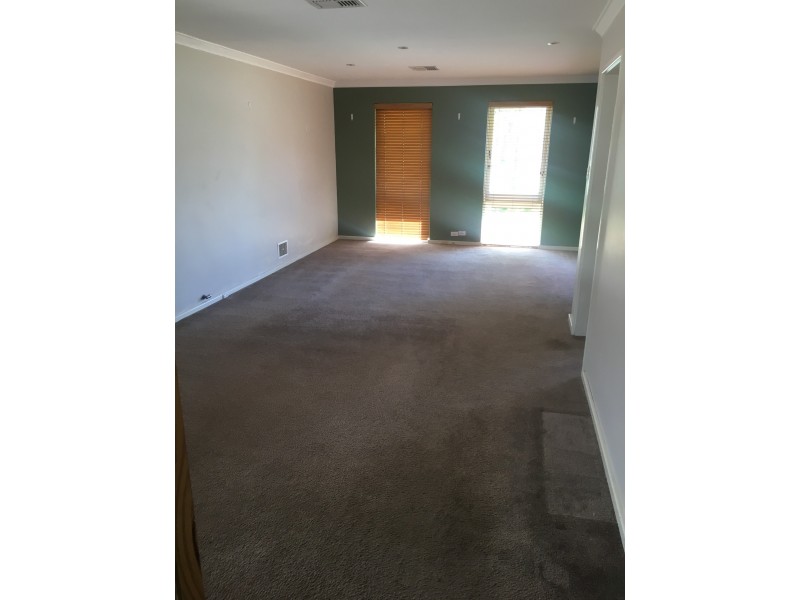 28 Tyre Avenue, Riverton WA 6148