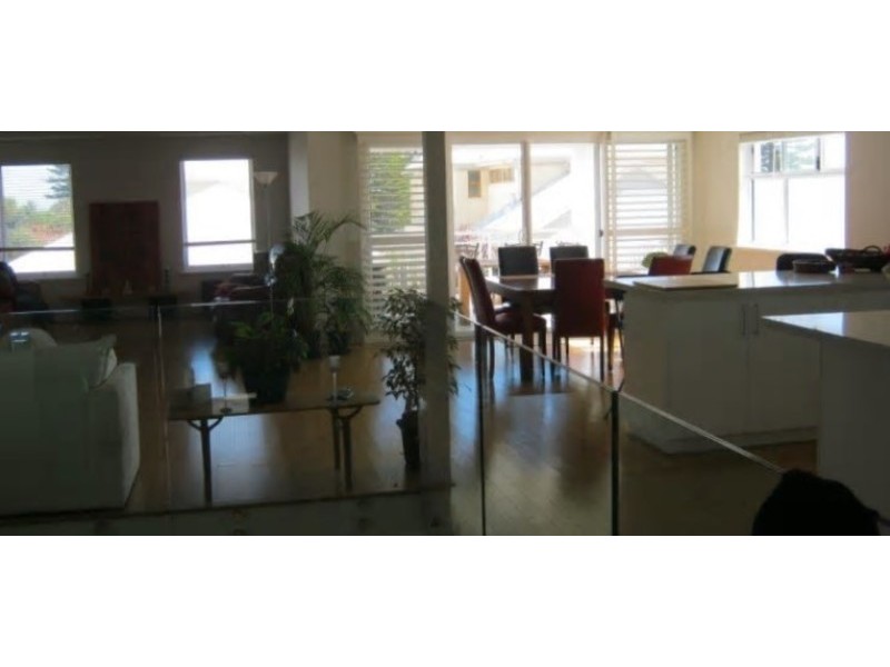 13 Keeling Way, South Fremantle WA 6162