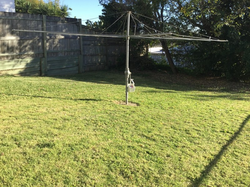 63 Miles Street, Hawthorne QLD 4171