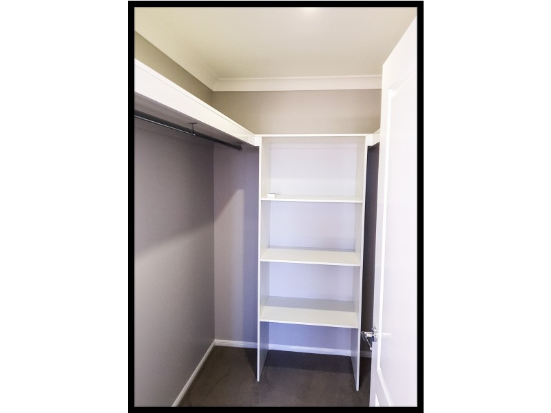 1/6 Farrer Street, Cranley QLD 4350