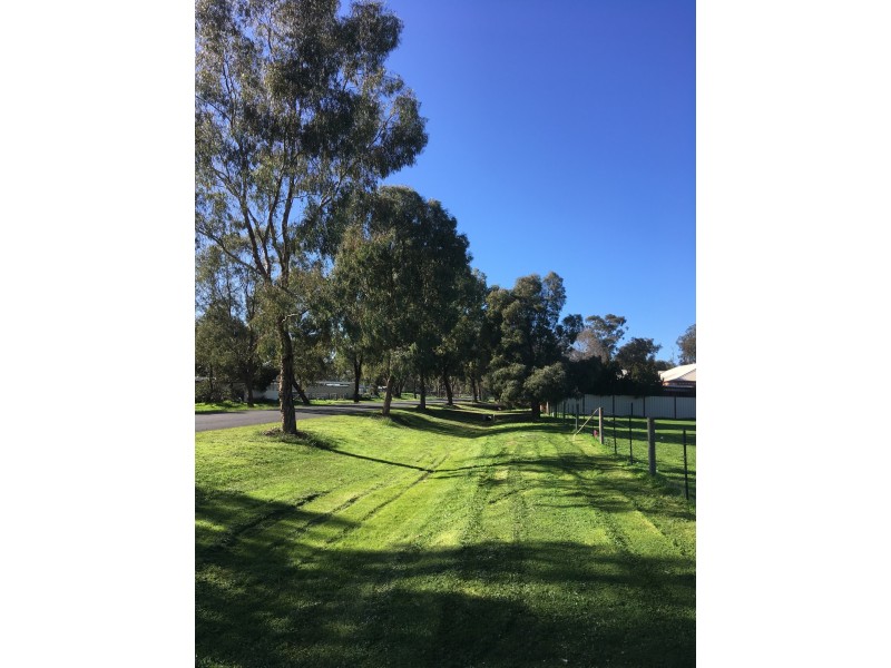 64 Ross St, Bendigo VIC 3550