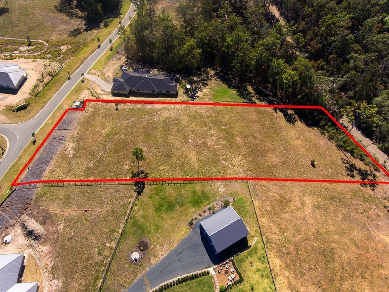 109 BURLEY GRIFFIN DRIVE, Maudsland QLD 4210