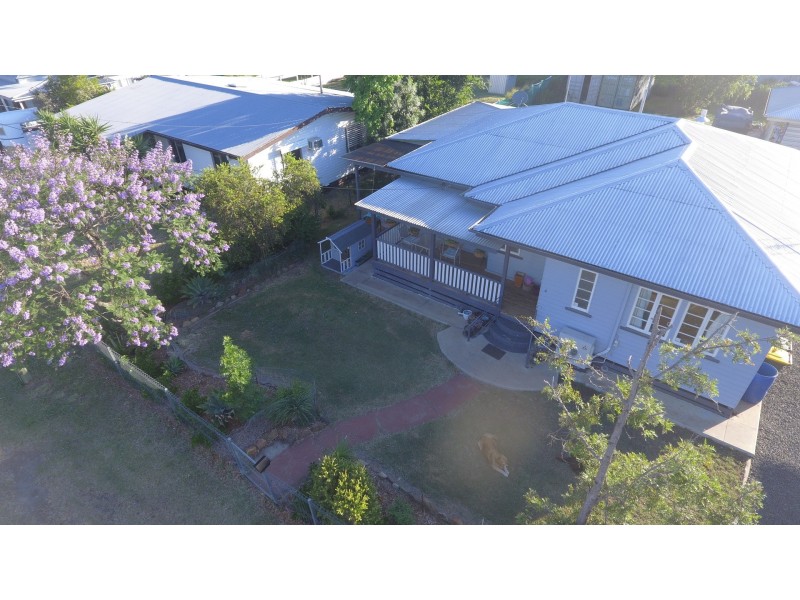 4 Drury Street, Dalby QLD 4405