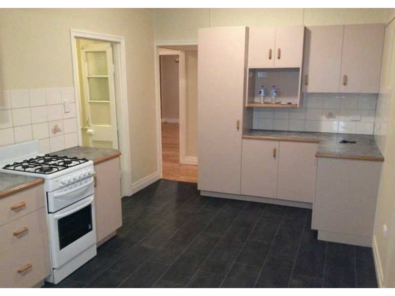 4 Drury Street, Dalby QLD 4405