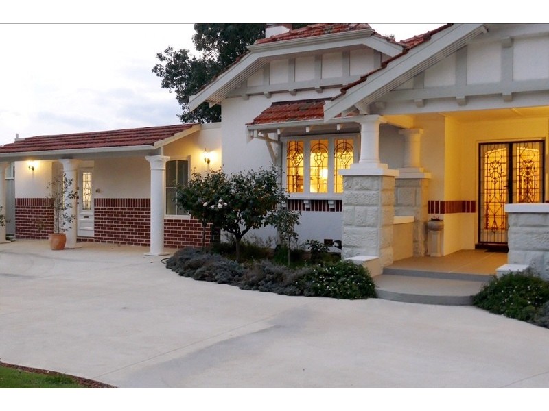 374 FITZGERALD ST WEST, Northam WA 6401