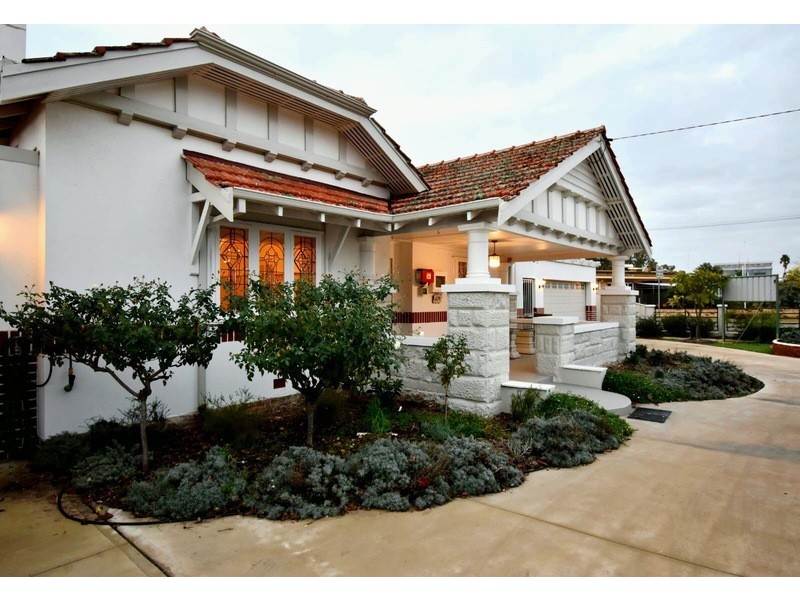 374 FITZGERALD ST WEST, Northam WA 6401