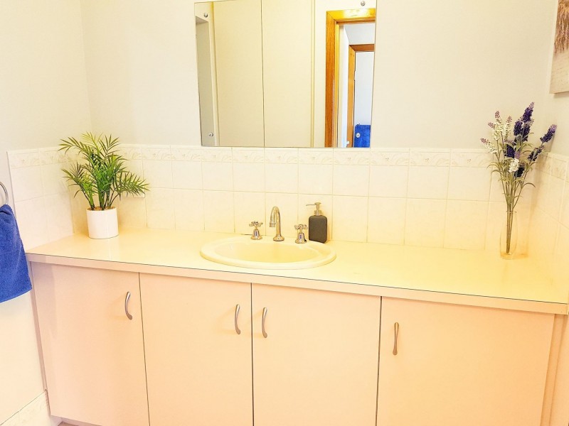 16 Rudge Close, Happy Valley SA 5159