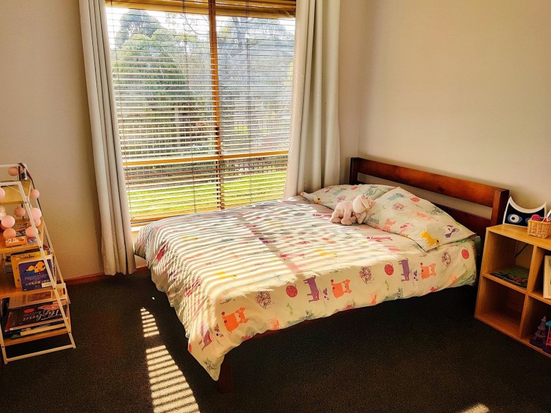 16 Rudge Close, Happy Valley SA 5159