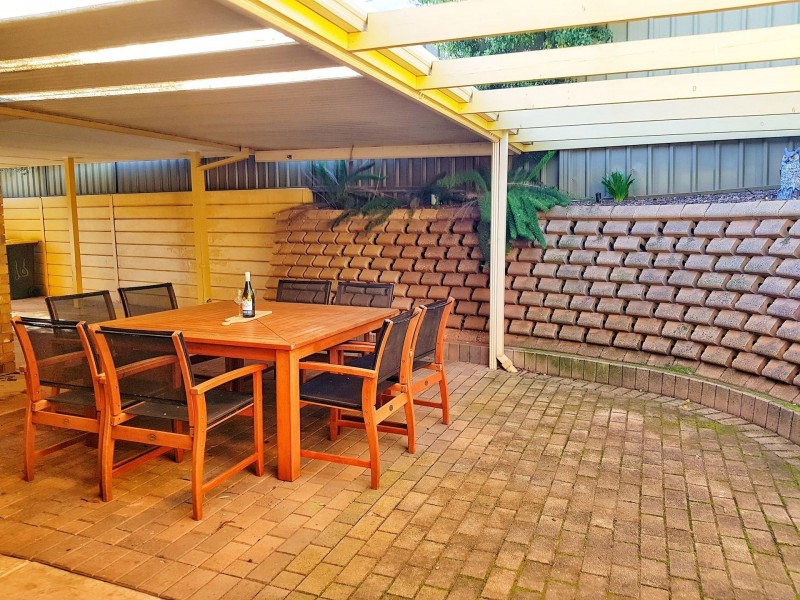 16 Rudge Close, Happy Valley SA 5159