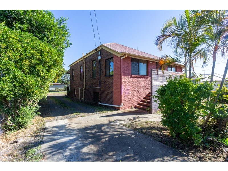 28 Dudleigh Street, Booval QLD 4304