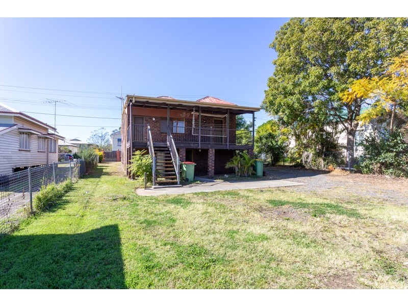 28 Dudleigh Street, Booval QLD 4304