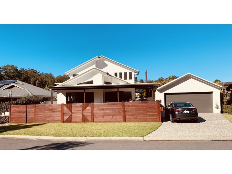 28 Tidal Cres, Moonee Beach NSW 2450