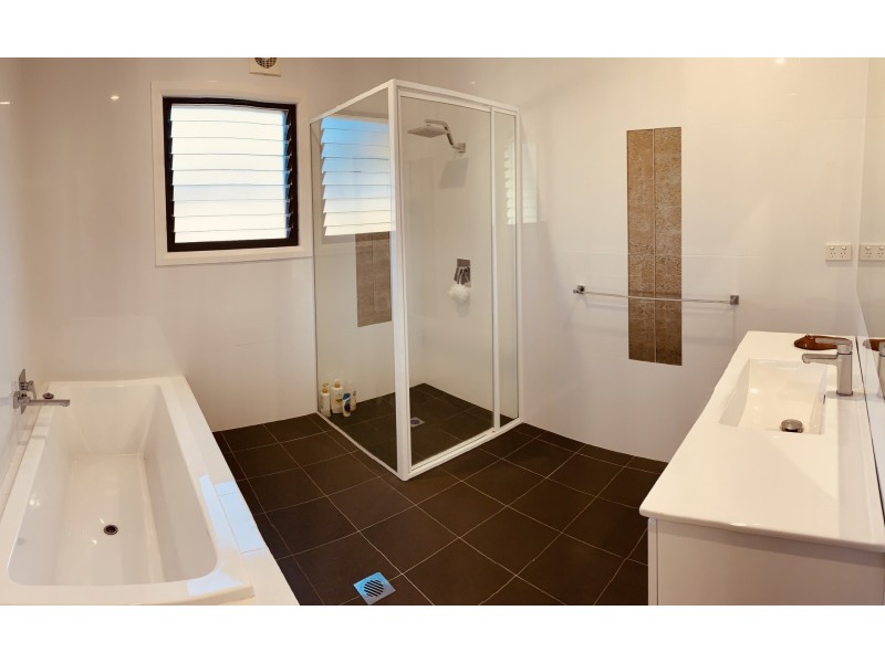 28 Tidal Cres, Moonee Beach NSW 2450