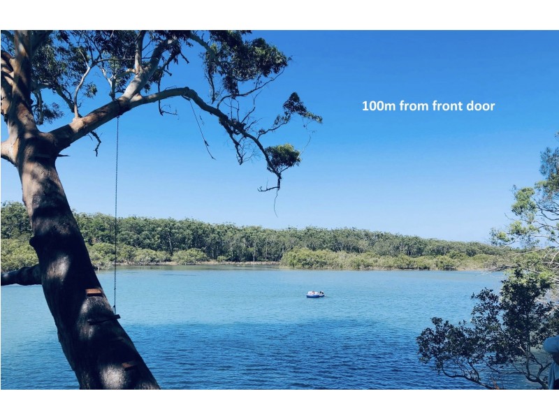 28 Tidal Cres, Moonee Beach NSW 2450