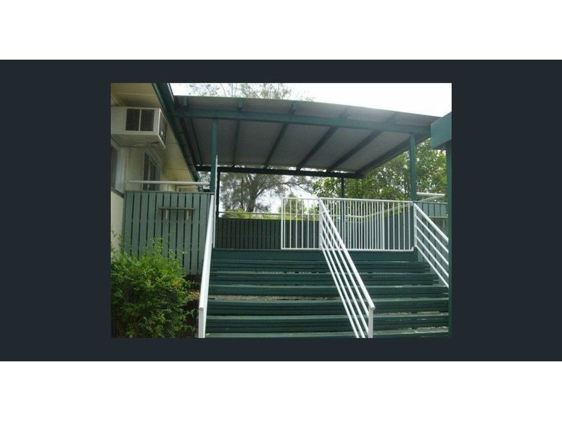27 Mitchell Street, Riverview QLD 4303