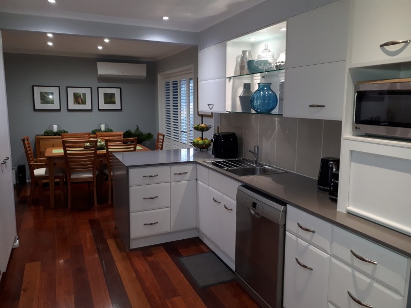 6 Transom Close, Jamboree Heights QLD 4074