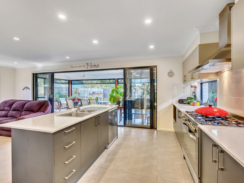 70 Barclay Street, Deagon QLD 4017