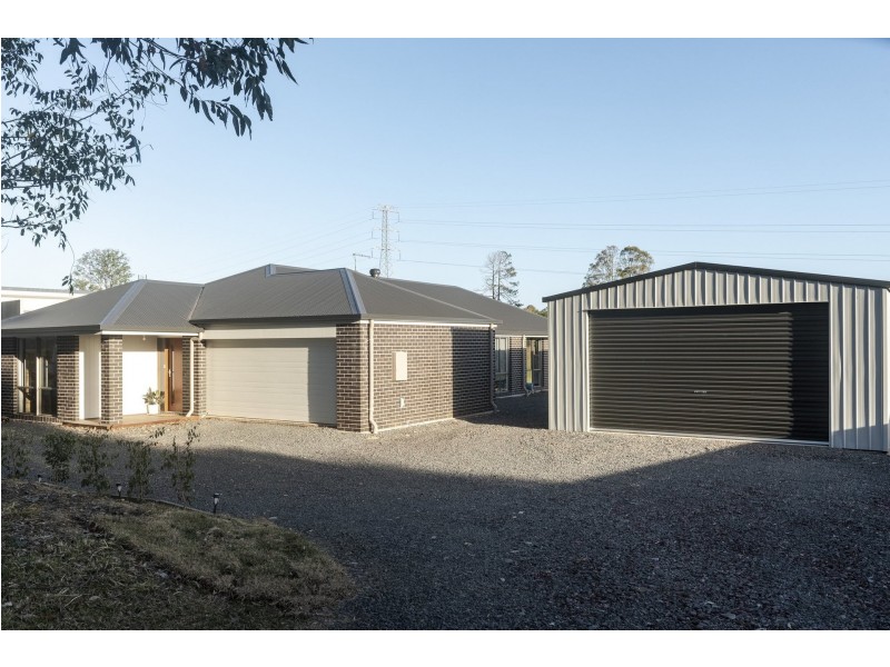 49 Brewers rd, Cooran QLD 4569