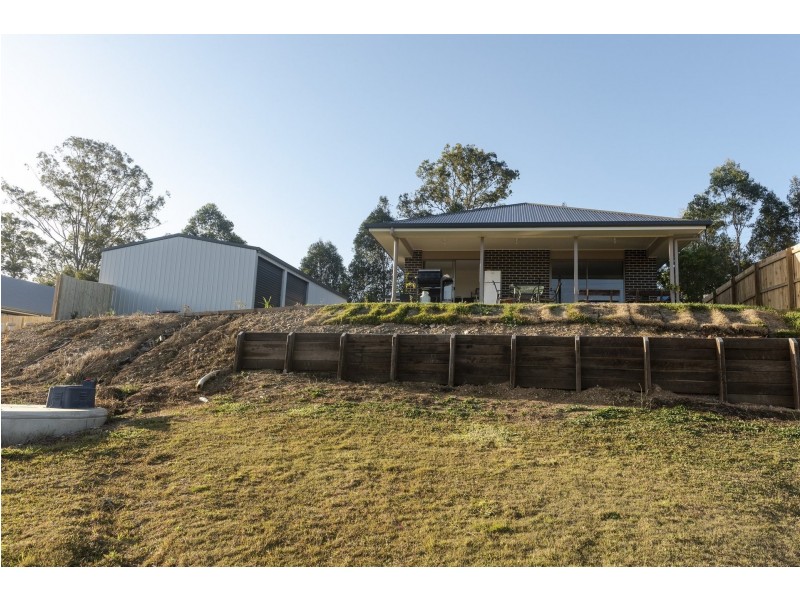 49 Brewers rd, Cooran QLD 4569